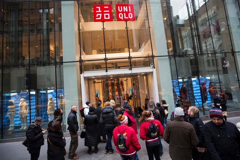 Fast Retailing annonce une cotation à Hong Kong