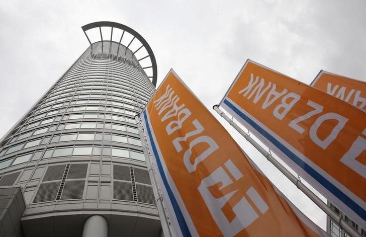 Dz bank avance dans son projet de cession de dvb