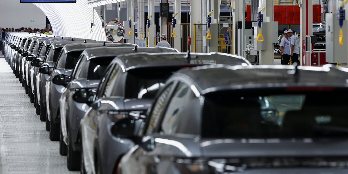 Les valeurs du secteur automobile ont fortement reculé ce lundi à l'ouverture des Bourses européennes (photo d'illustration).