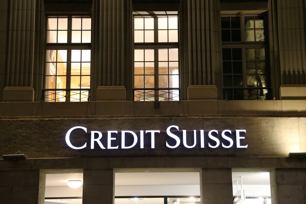 Credit suisse avertit d'une perte nette au quatrieme trimestre