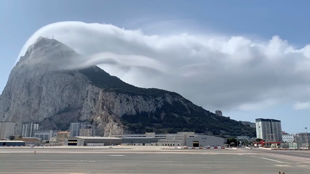 Gibraltar obtient officiellement le statut de ville britannique apres 180 ans