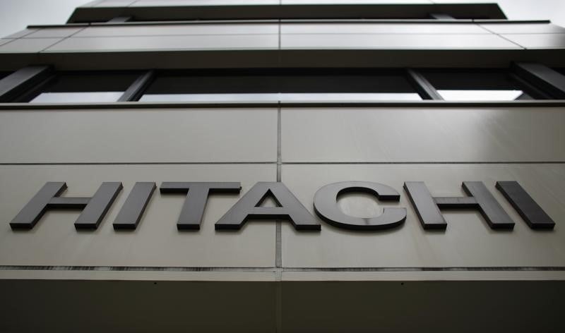 Des elus desapprouvent la fermeture annoncee du site hitachi d’ardon