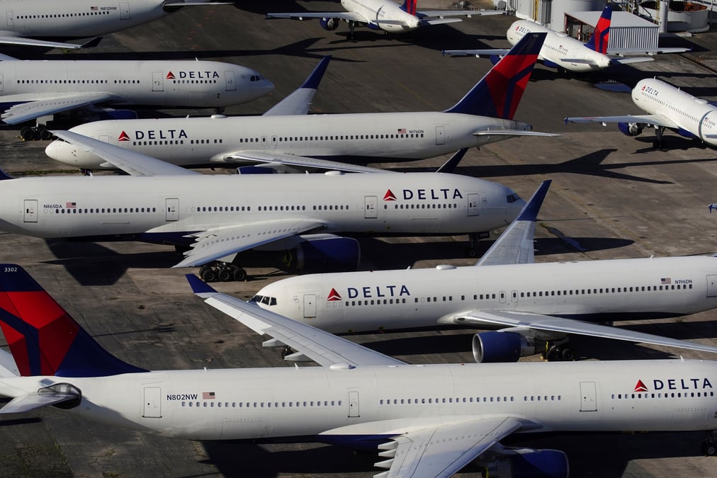 Delta air lines prevoit des pertes de tresorerie jusqu'au printemps