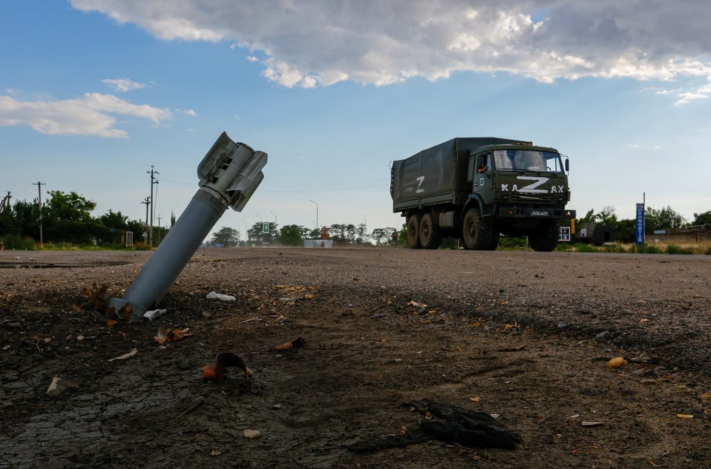 L'armee ukrainienne dit avoir declenche une offensive sur le front sud