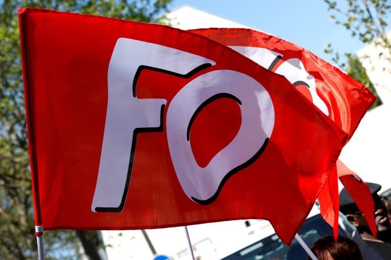 Les "irreductibles gaulois" de fo veulent une greve en octobre