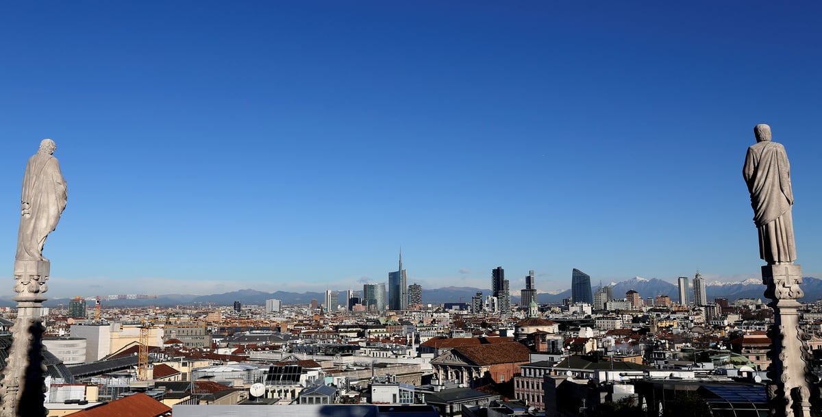 Del vecchio monte a pres de 10% dans mediobanca avec le retrait d'unicredit