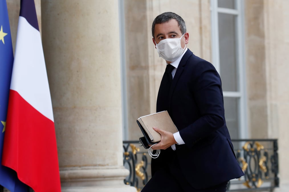 La france encore critiquee dans le monde musulman, defend sa souverainete