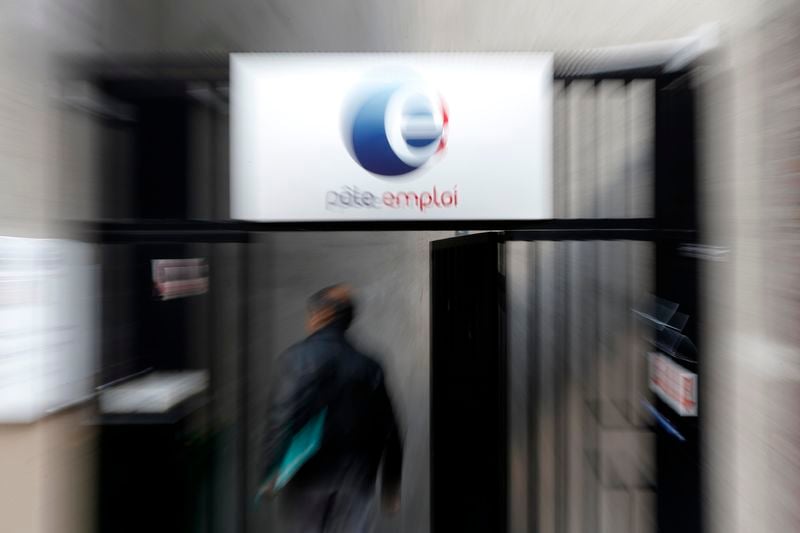 Hausse de 5% des intentions d'embauches en 2014