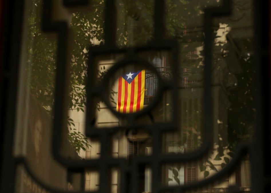 Les maires de catalogne divises face au referendum "illegal"