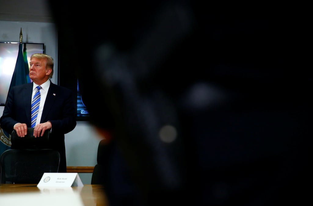 Trump deplore le temps passe par le fbi a enqueter sur la russie