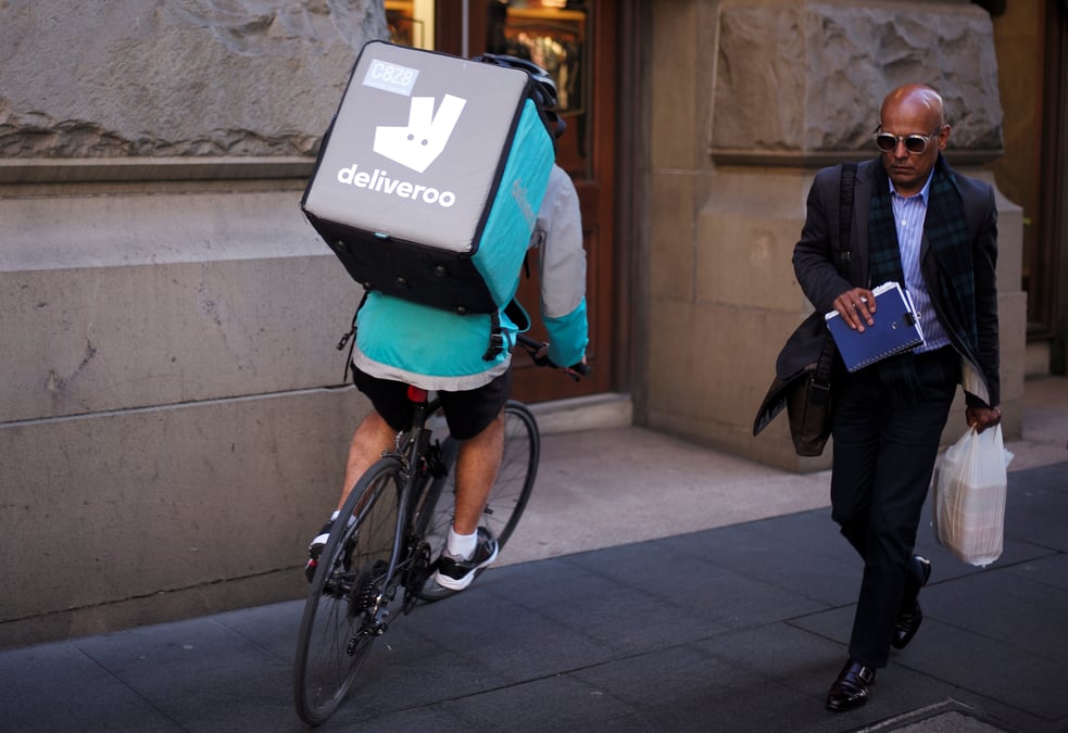 Deliveroo leve 385 millions de dollars