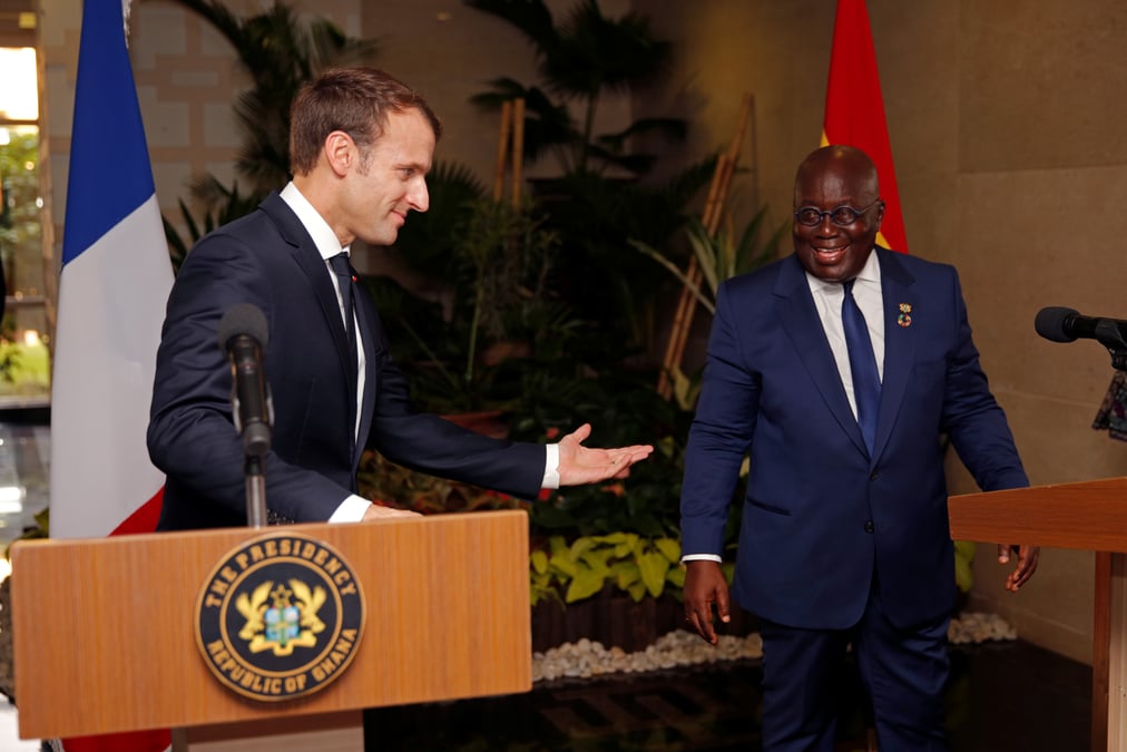 Au ghana, macron tend la main a l'afrique anglophone