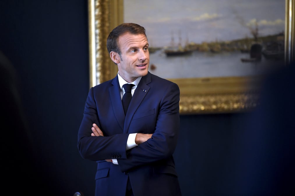 Macron veut un "aggiornamento complet" de la relation ue-russie
