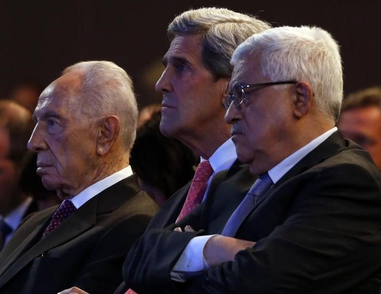 Shimon Peres et Mahmoud Abbas au Vatican le 8 juin