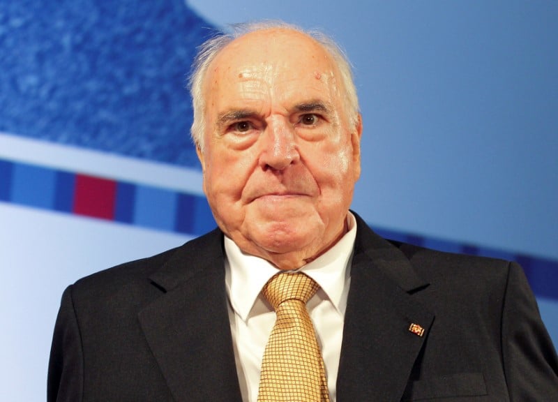 Helmut kohl est decede