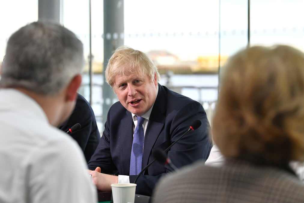 Brexit: johnson entend menacer l'ue de controles aux frontieres