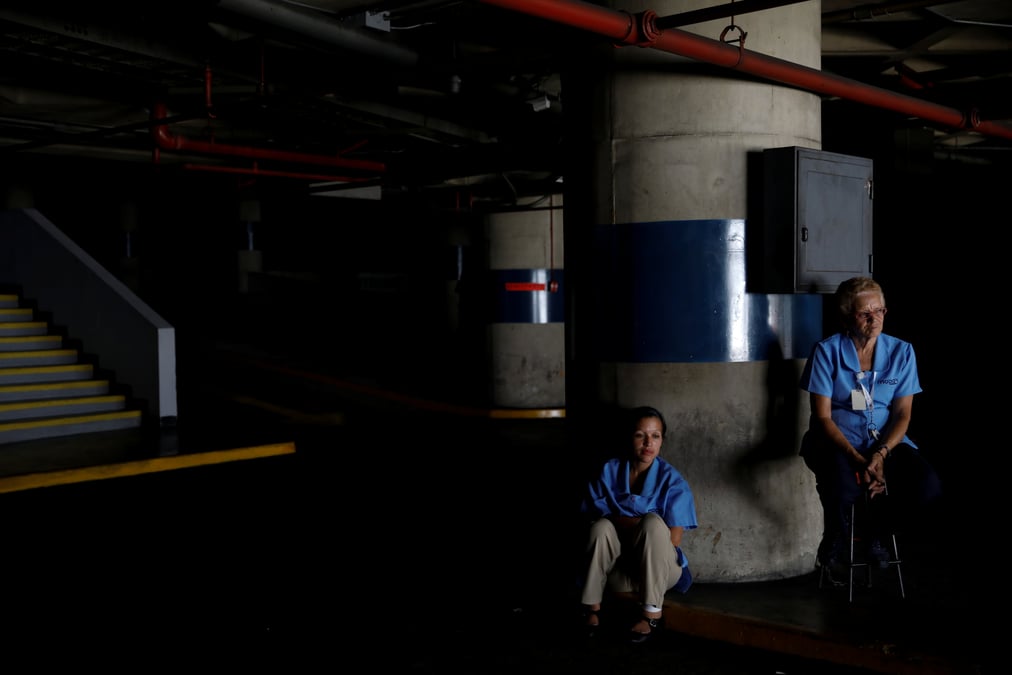 Une grande partie du venezuela a nouveau privee d'electricite