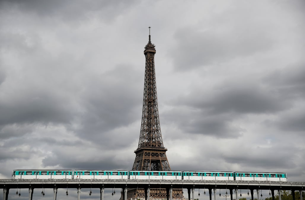 France: la croissance du pib attendue a 0,3% au premier trimestre, selon la banque de france