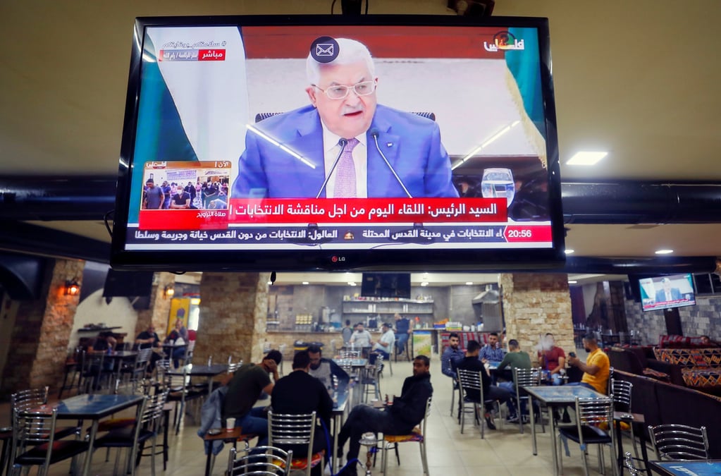 Abbas annonce le report des elections dans les territoires palestiniens