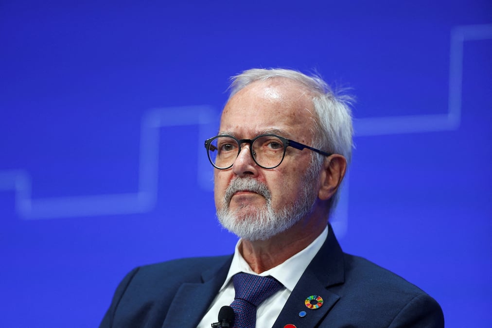 Werner hoyer, president de la banque europeenne d'investissement