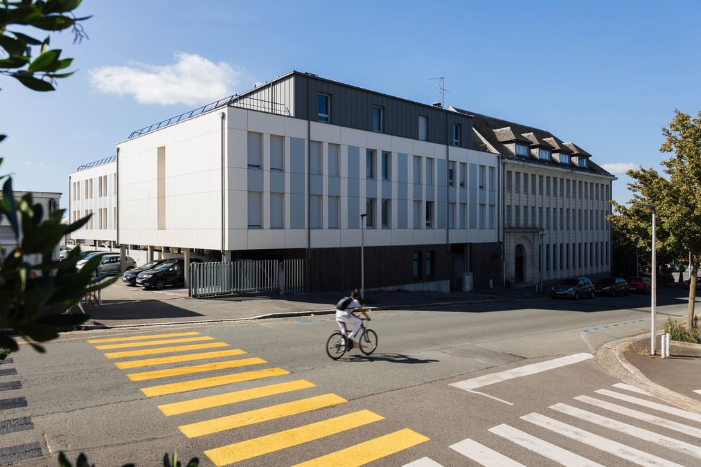 Une opération de construction en surélévation est prévue sur un foyer de 47 studios pour les Compagnons du Devoir à Angers.