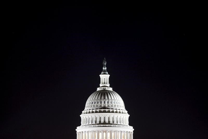 Une commission du senat exige les documents de campagne de trump