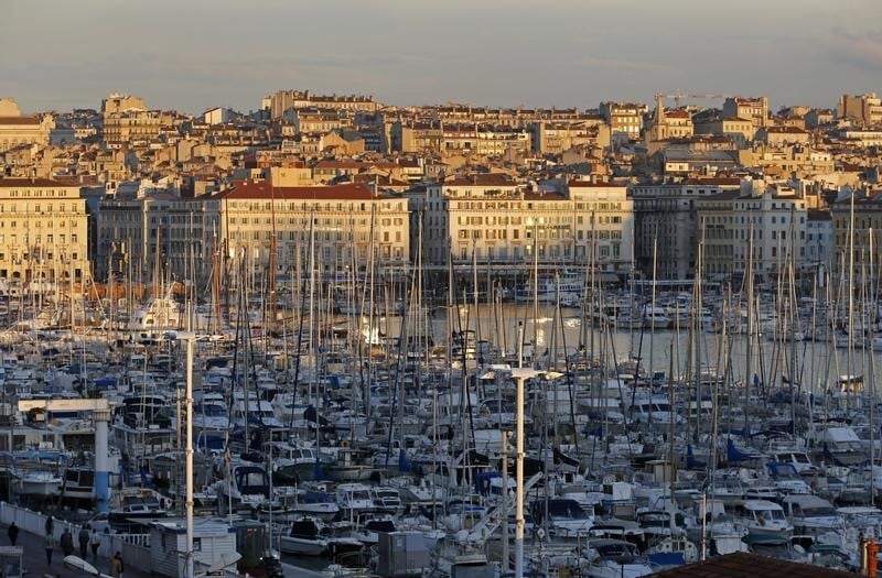 Vent porteur pour les candidats macron dans le sud-est