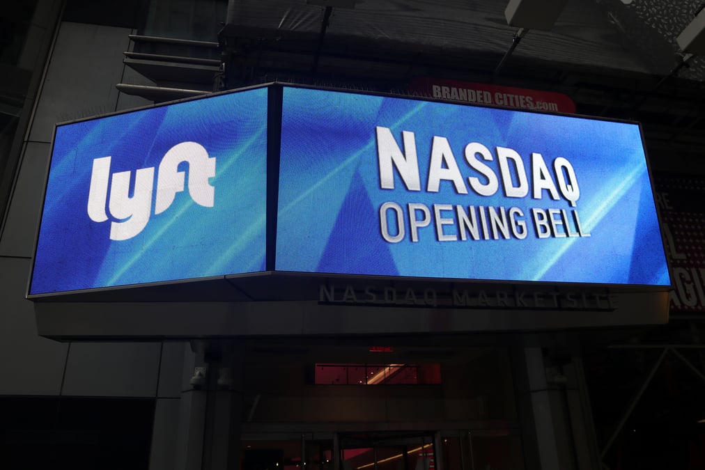 Lyft gagne pres de 20% pour ses debuts sur le nasdaq
