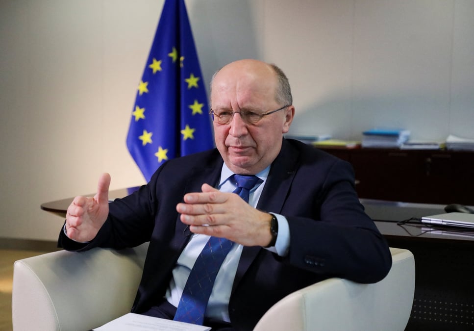Le commissaire europeen a la defense andrius kubilius