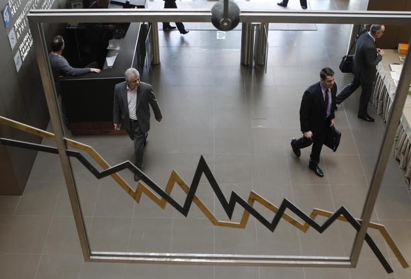 La Grèce revient sur le marché obligataire
