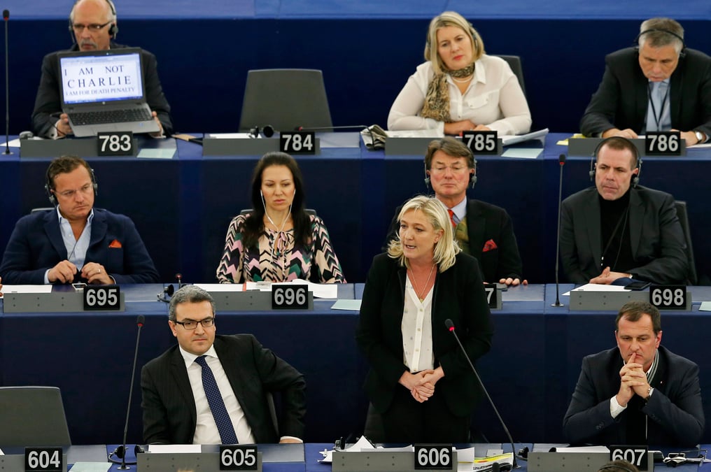 Marine le pen denonce les relations de la france avec le qatar et l'arabie saoudite