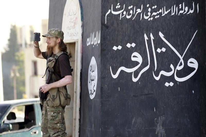 L'ei decapite pour la premiere fois des femmes en syrie