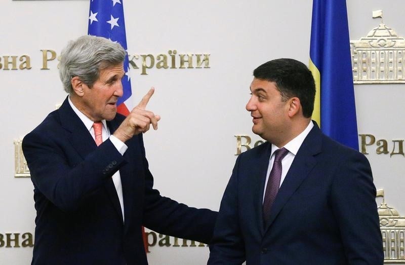 John kerry invite kiev a relancer l'economie et a lutter contre la corruption