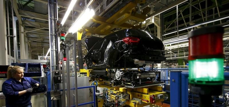 Allemagne: marche auto +13% grace a plus de jours ouvrables