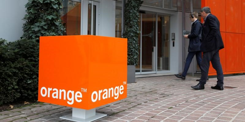 Orange accelere en 2017, la france retrouve la croissance