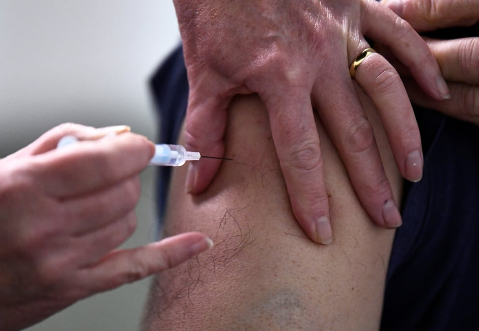Coronavirus: londres recommande les autres vaccins qu'astrazeneca aux moins de 40 ans