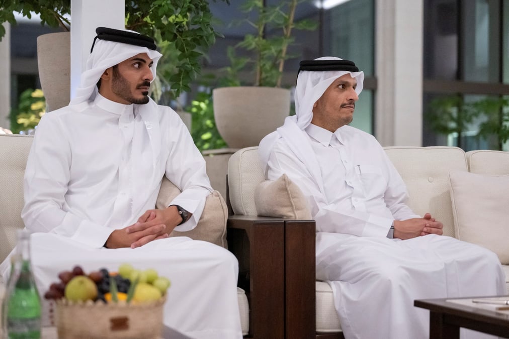 Le premier ministre qatari mohammed ben abderrahmane al thani lors d'une visite a abu dhabi
