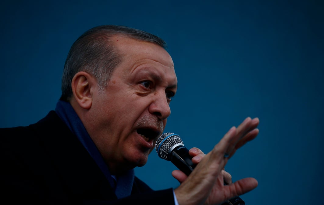 Erdogan se pose en "gardien de la paix"