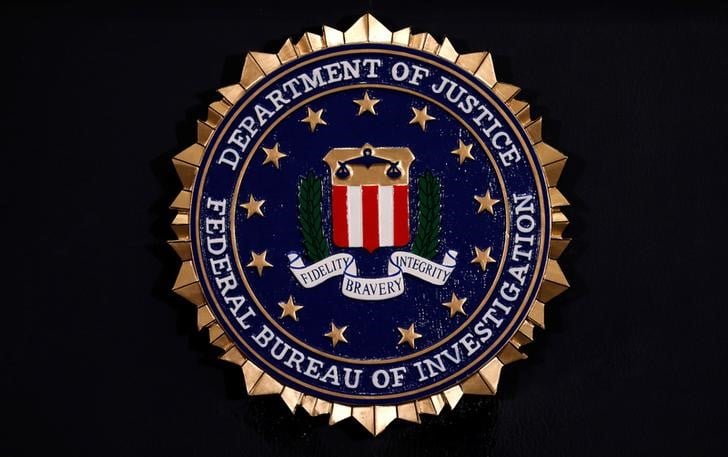 Le fbi intercepte un colis suspect adresse a un milliardaire democrate