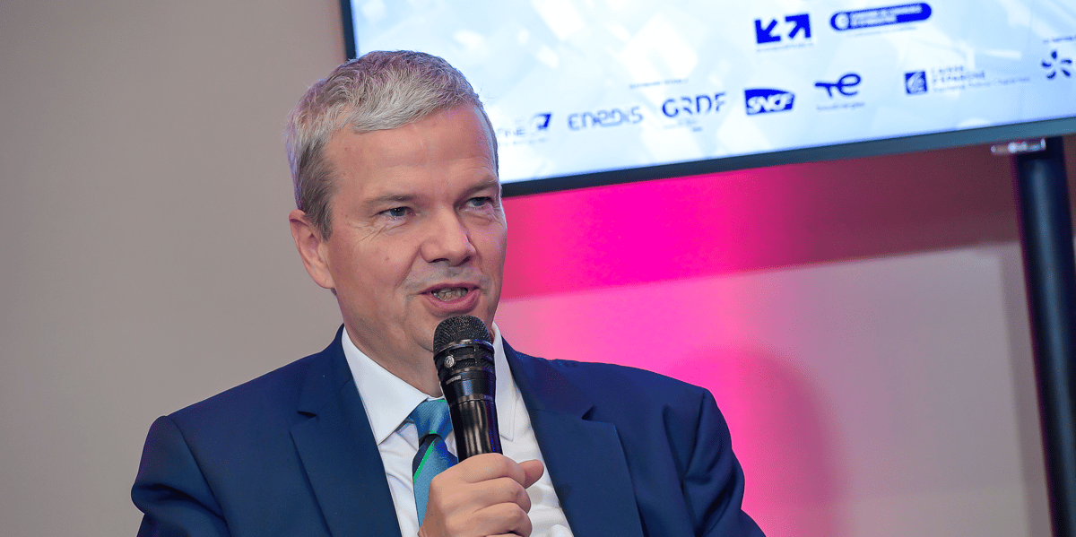 « Dans cette guerre commerciale entre l'Europe, les Etats-Unis et la Chine, on voit bien que l'Europe est en avance de phase sur ses concurrents sur le sujet du verdissement de l'économie. », prévient Marc Prikazsky, le président du Club des ETI de Nouvelle-Aquitaine et patron de Ceva Santé Animale.