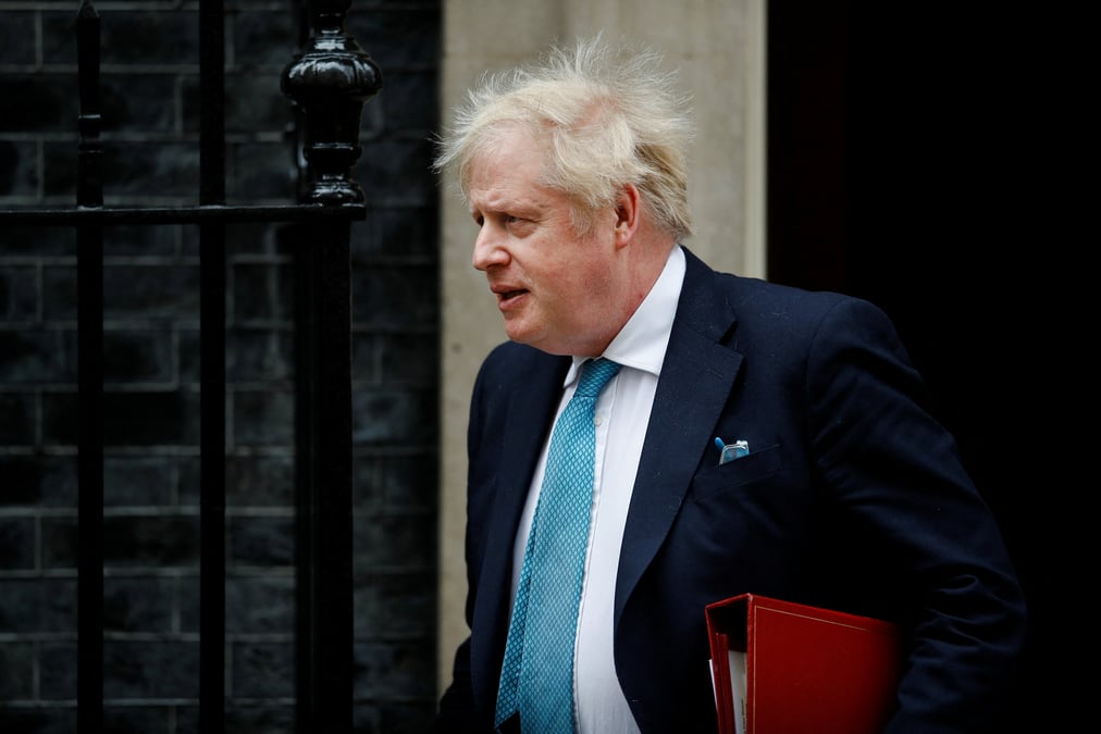 Londres va fournir a l'ukraine une aide militaire supplementaire, dit johnson