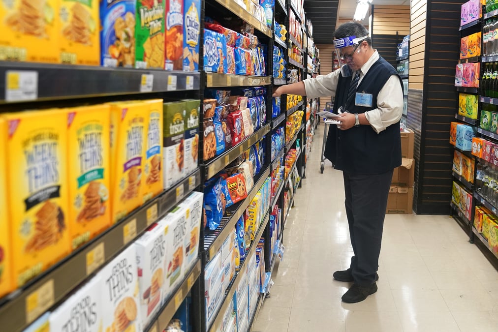 Etats-unis: hausse surprise des ventes au detail en septembre