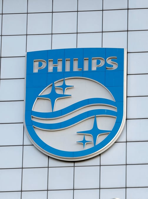 Le logo de philips sur le siege de l'entreprise a amsterdam