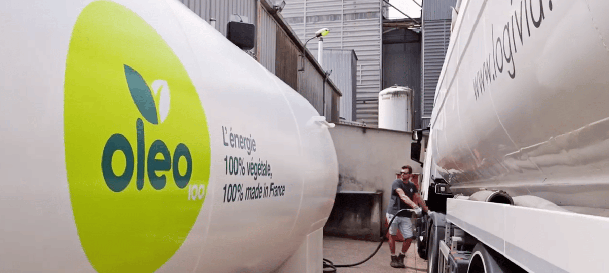 L'entreprise bourguignonne Logivia utilise de l'Oleo100 pour limiter ses émissions de carbone. Ce biocarburant est produit à partir de 100% de matière agricole française.