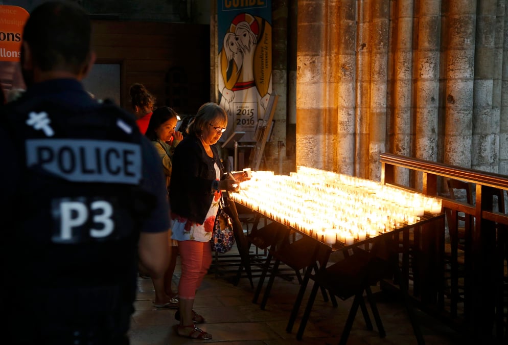 Les hommages continuent en normandie