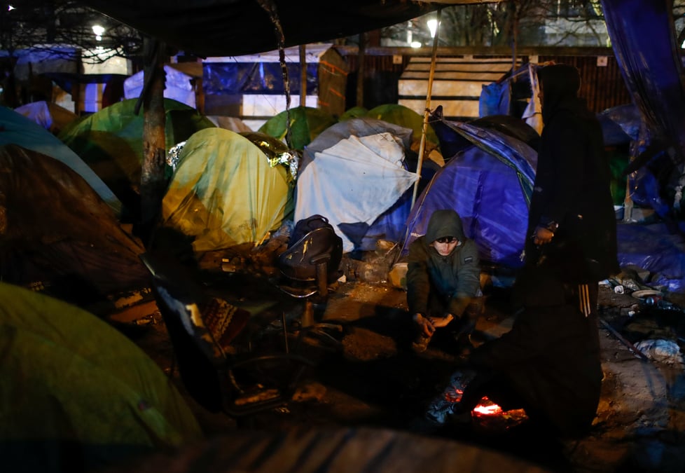 1.470 personnes evacuees de campements de fortune dans le nord de paris