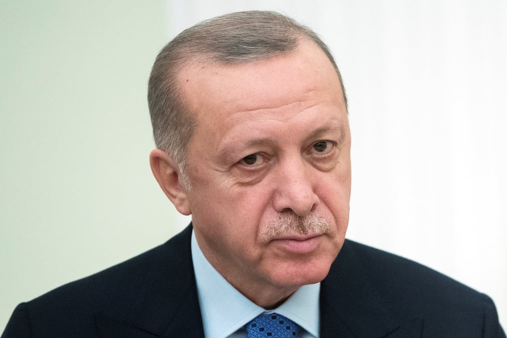 Macron a besoin de se faire soigner, dit erdogan