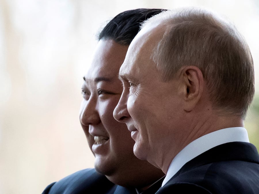 Le president russe vladimir poutine et le dirigeant nord-coreen kim jong-un