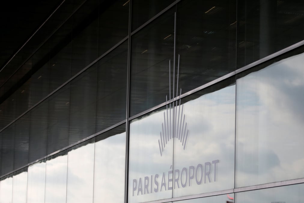 Le logo du groupe adp