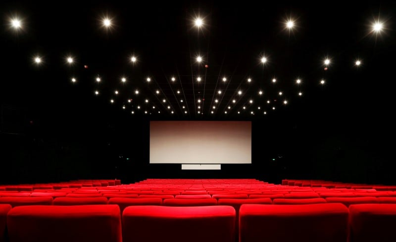 Amc achete odeon et cree le 1er reseau mondial de salles obscures